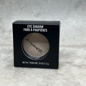 MAC Cosmetics - Slight Shimmer Eye Shadow - Shroom - 1.5g/.05oz - New In Box - Picture 1 of 3