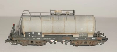 Kesselwagen Zkk-w der DR, Tillig 18503, TT, gealtert - Bild 1 von 4