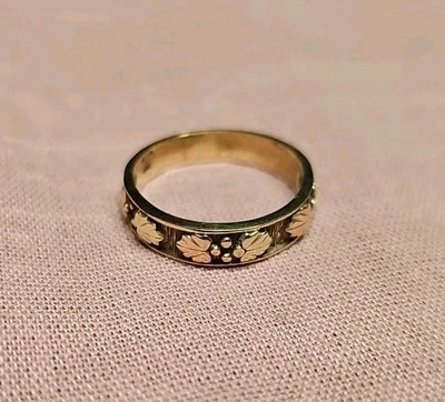 Vintage Black Hills Gold 10k Ring Wedding Band - Rose, Green & Yellow Gold Sz 7 - Image 1 of 4