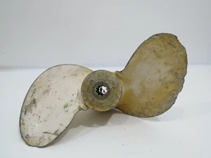 9+1/2 INCH ALUMINUM PROP PROPELLER BOAT CANDLE STICK HOLDER (E4C744A) - Picture 1 of 5