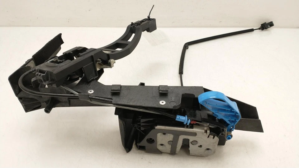 FORD FOCUS C MAX  DOOR SOLENOID 5 Door MPV  '17  - Image 1 of 4