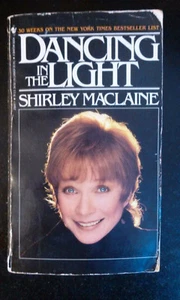 Dancing in the Light by Shirley MacLaine (1986, Paperback) - Imagen 1 de 2