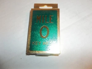 Tarjetas de juego enchapadas en oro con certificación Key West de millas 0 - dorado/verde - Imagen 1 de 3