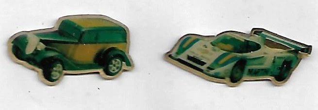lot de 2 pin's voiture - Photo 1/1