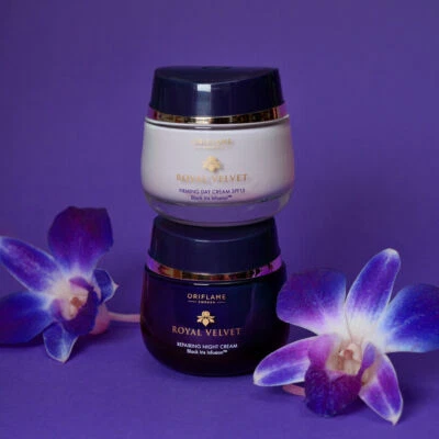 Crema de día reafirmante Oriflame Royal Velvet FPS 15 + crema de noche reparadora Foto 1 de 4