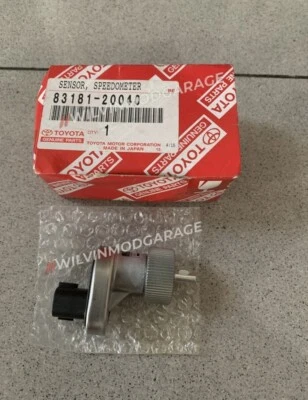 Genuine Speedometer Sensor 1988-1996 Toyota Cressida 83181-20040 JAPAN OEM - Image 1 of 4