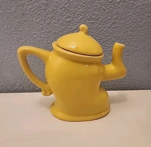 GANZ Dancing Sassy Tea Pot Whimsical 8oz Yellow Hot Chocolate Fun Posing Crooked - Picture 1 of 6