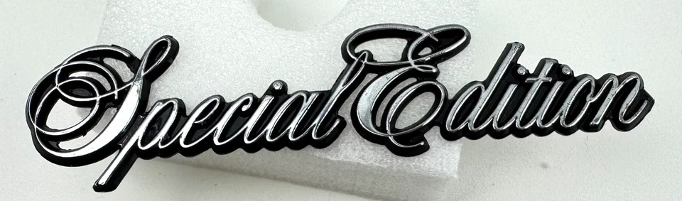 Dodge Dart 1973-1976 edición especial emblema insignia escritura Mopar 3613273 OEM Foto 1 de 4