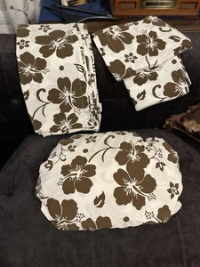 Pottery Barn Full Brown Hibiscus Hawaiian Flat & Fitted Sheets 2 Pillowcases - Picture 1 of 6