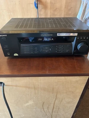 Sony STR-DE185 Receiver HiFi Stereo 2 Channel Home Audio Vintage AM/FM Tuner - Image 1 of 4