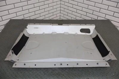 Aston Martin V8 Vantage 2009 OEM tanque de combustible placa de deslizamiento protector (6G33-9N172-AD) Foto 1 de 4