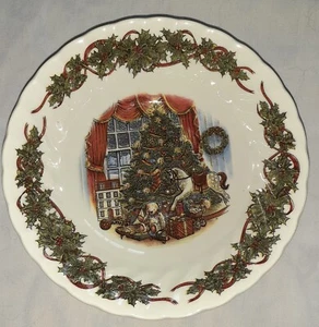 Queen's Christmas Morning Cereal Bowl 6 1/4" - Picture 1 of 3