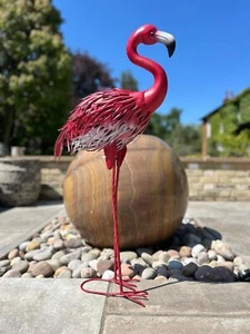 Standing Decorative Flamingo Bird Animal Pink Metal Garden Giftware Ornament - Picture 1 of 15