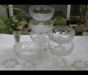 Italian Fruity Ice Cream Glass Beautiful Vtg Sundae, Rare, Thick Engraved Fruit. - Picture 1 of 6