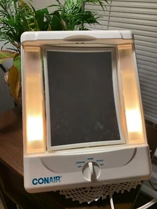 Preowned Conair Make-up Mirror - Picture 1 of 4