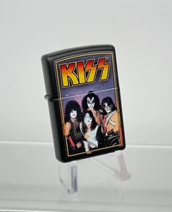 Genuine ZIPPO Lighter 218 0870 KISS® ROCK BAND MEMORABILIA MATT BLACK BNIB - Picture 1 of 2