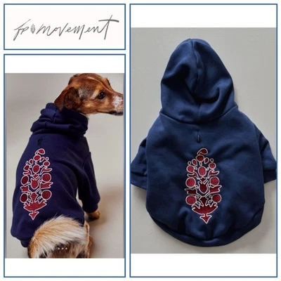 Sudadera con capucha FP Movement X Free People azul marino para perro con logotipo rojo Butti FP Foto 1 de 4