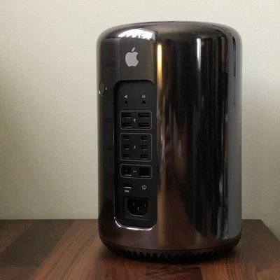 Apple Mac Pro (Late 2013 2019) 2.7GHz 12core Xeon E5-2697v2 64GB 1.0TB D700 - Image 1 of 3
