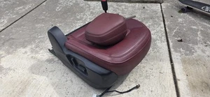 2019-2025 MAZDA CX-5 FRONT RIGHT LOWER HEATED & COOLED SEAT CUSHION LEATHER OEM - Picture 1 of 2