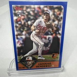 2023 Topps Archives GUNNAR HENDERSON RC Blue Border Gold Letters Orioles ROY - Bild 1 von 5