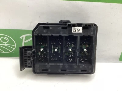 Módulo de unidad de relé de caja de fusibles Chevrolet Impala 2012-2016 OEM 22862308-01 Foto 1 de 4