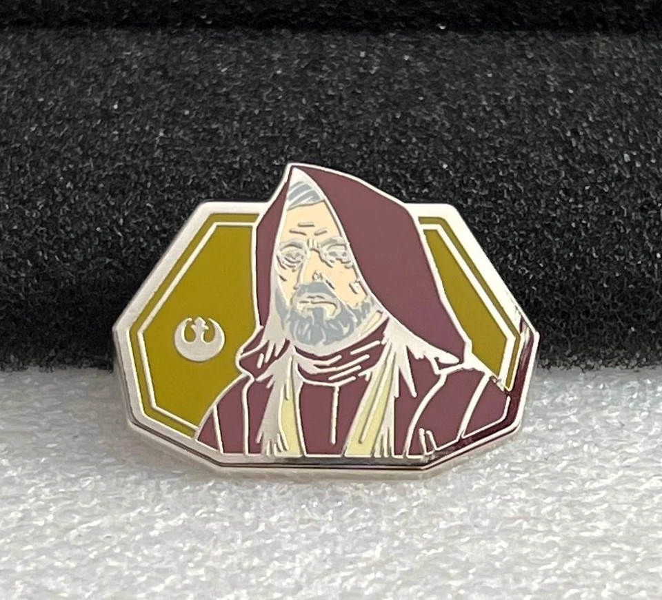 Prendedor oculto de Mickey Obi-Wan Kenobi de los héroes de Star Wars de Disney Foto 1 de 1