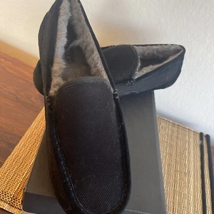 UGG Ascot Cord schwarze Pelzhausschuhe Herren Größe 14 NEU MIT BOX - Bild 1 von 5