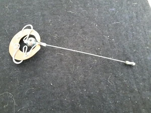 ANTIQUE CIRCA EARLY 1920s UNUSUAL DESIGN COPPER HAT PIN WITH BEAD DECORATION - Picture 1 of 7