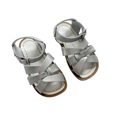 Sandalias plateadas de agua salada talla 6c nuevas sin etiquetas Foto 1 de 4