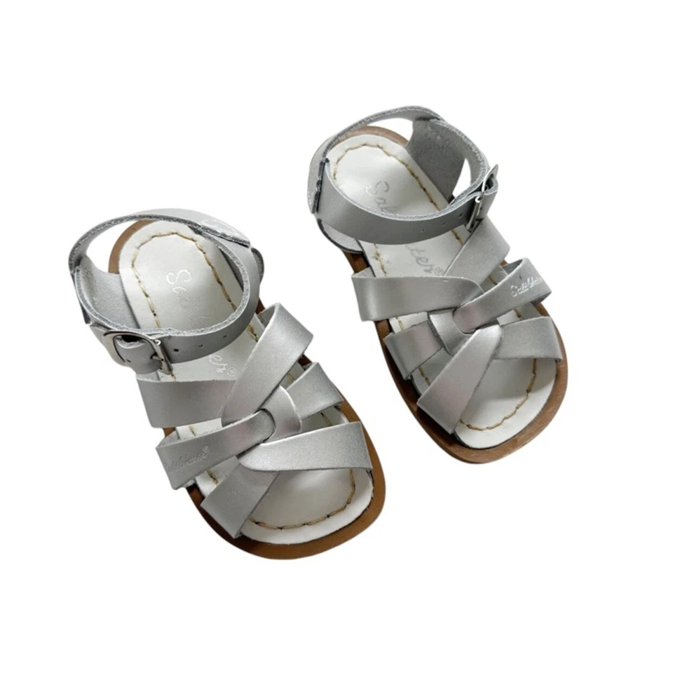 Sandalias plateadas de agua salada talla 6c nuevas sin etiquetas Foto 1 de 4