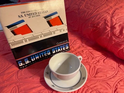 Taza y platillo de café SS Estados Unidos Foto 1 de 4