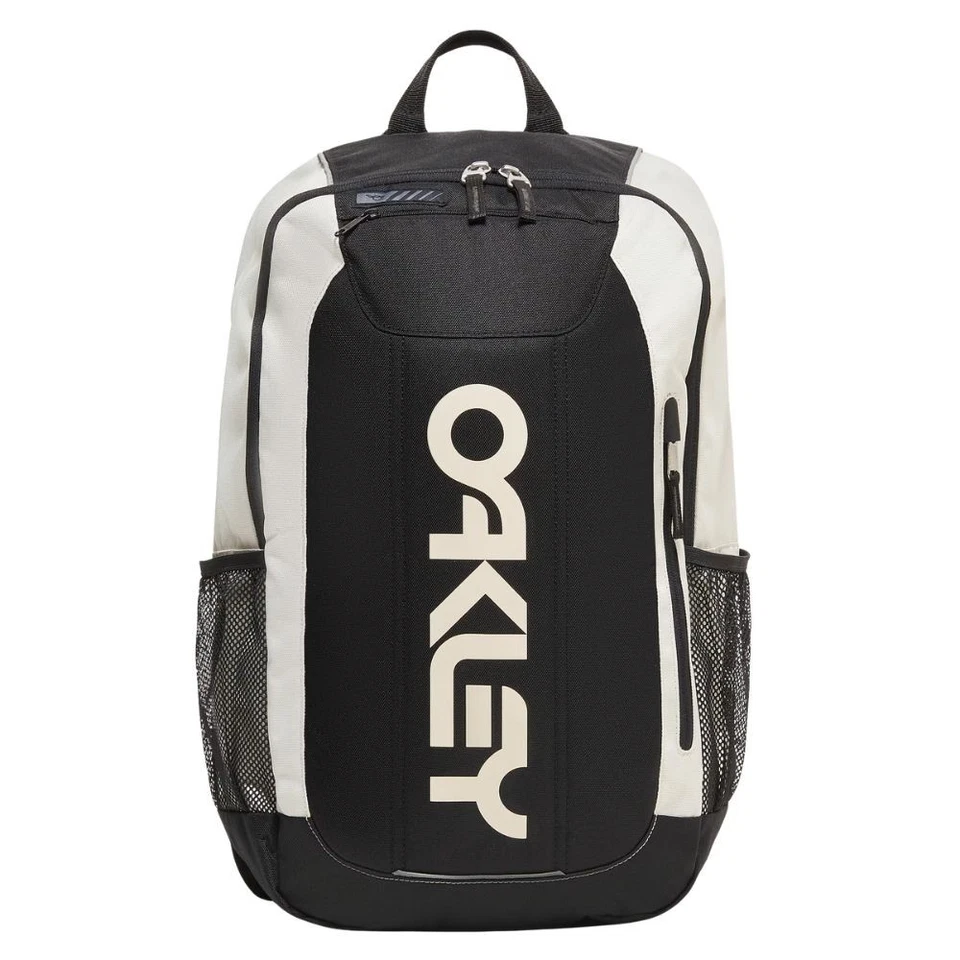Mochila Oakley Enduro 20L 3.0 921416 - Nueva - Elige un color Foto 1 de 1