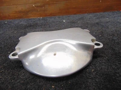 YAMAHA VMAX1200 V-MAX 1200 1991 FRONT MUDGUARD MOUNTING BRACKET, FORK BRACE - Image 1 of 4