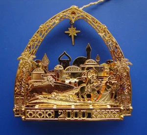 Danbury Mint  2000 Annual Gold Christmas Ornament  "Bethlehem" - No Box - Picture 1 of 12