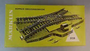 Märklin 5128 Doppelte Kreuzungsweiche M-Gleis - NEUWERTIG (91682) - Picture 1 of 6
