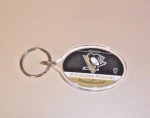 PITTSBURGH PENGUINS OVAL KEY CHAIN FREE SHIPPING GREAT GIFT - Picture 1 of 2