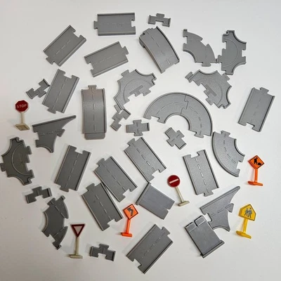 Mini Micro Lote de Carreteras y Señales DRIVEN by BATTAT Pocket Series Foto 1 de 4