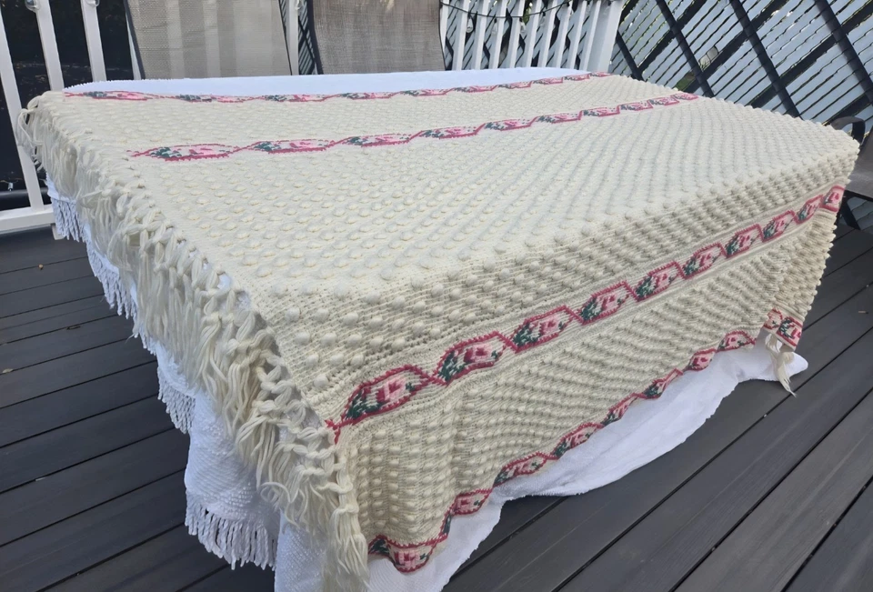 大号 68 英寸× 58 英寸复古花卉格子针织毯 — 第 1/4 张图片