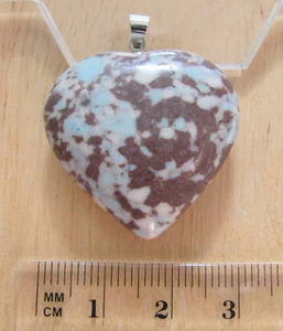 Synthetic turquoise heart pendant brown blue white 30mm - Picture 1 of 1