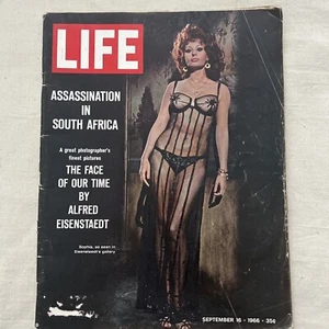 Life Magazine Sept 16, 1966 Sophia Loren Marilyn Monroe Sean Connery Burlesque - Picture 1 of 6