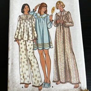 Vintage 1970s Butterick 3960 Ruffle Pajamas + Nightgown Sewing Pattern 6 UNCUT - Picture 1 of 10