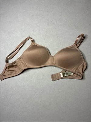 Jessica Simpsom 女士 32A 码无线模压杯文胸米色 71222 — 第 1/4 张图片