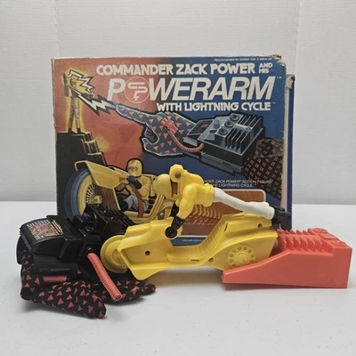 MEGO COMMANDER ZACK BRAZO DE POTENCIA CON CICLO DE RAYOS EN CAJA 1975 Foto 1 de 4