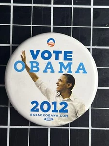 2012 Vote Obama Logo Barack Obama Waving Presidential 2.25" Pinback Button - Picture 1 of 4