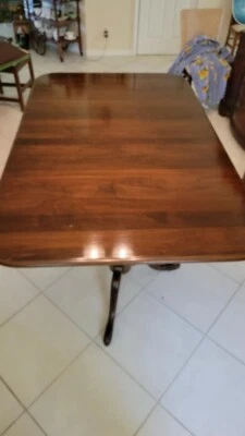 Ethan Allen Georgian Court Dining Room Table - Image 1 of 2