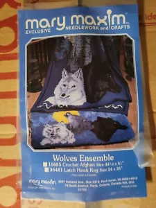 Vintage Mary Maxim Latch Hook Kit*Wolves* No.36481 Wolves Rug ONLY* 24" x 36" - Picture 1 of 5