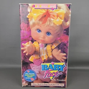 Bambola Galoob Baby Face So Sorry Sarah 13" 1990 posabile nuova con scatola aperta - Foto 1 di 15