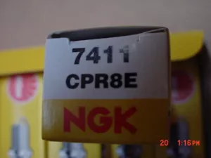Bujía de resistencia NGK CPR8E - Se adapta a: Polaris Ranger ETX 4x4 2015-2016 - Imagen 1 de 1