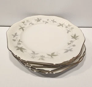 Mikasa Fine China Delicate bread and butter plates (4) 6 1/8" - Picture 1 of 5