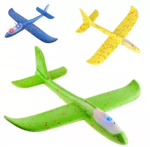3x Styroporflugzeug Flugzeug Spielzeug LED Flieger Segelflugzeug Wurfgleiter - Bild 1 von 7